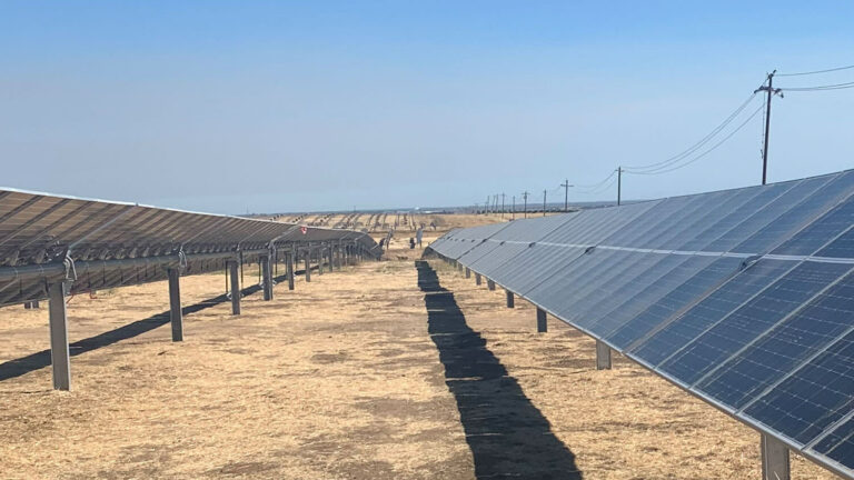 Granja solar Wright, condado de Merced, 200 MW